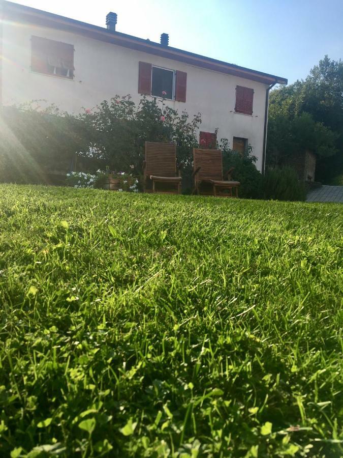 פיניונה Agriturismo La Ferriera מראה חיצוני תמונה